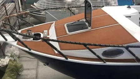 Bateau de pêche en aluminium de style de vie de 9,6 m/30 pieds/bateau rapide avec moteur à entraînement arrière intérieur